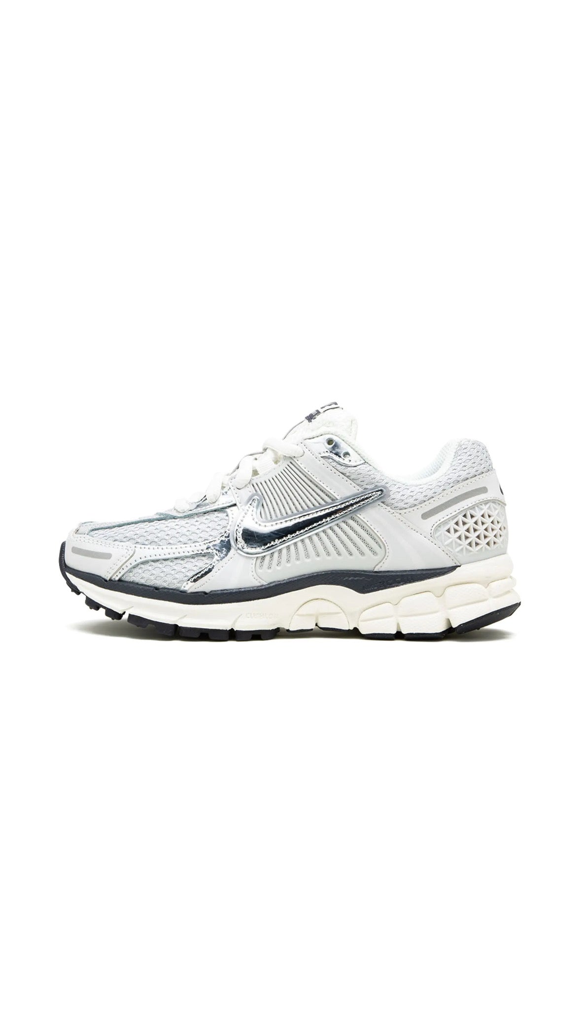NIKE Zoom Vomero 5 "Metallic Silver"